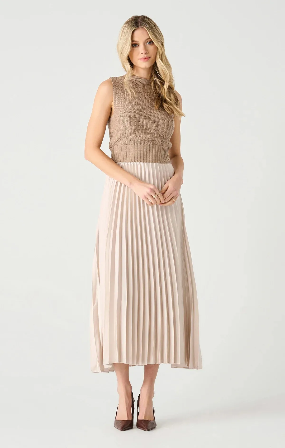 Dex Pull On Pleated Maxi Skirt