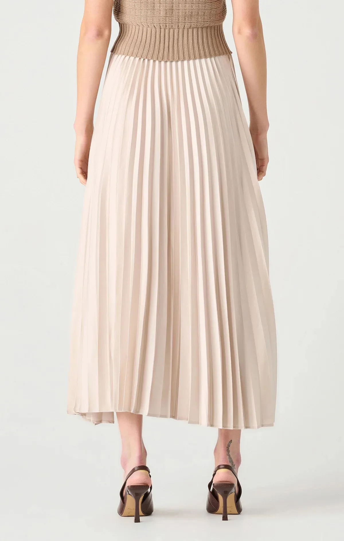 Dex Pull On Pleated Maxi Skirt