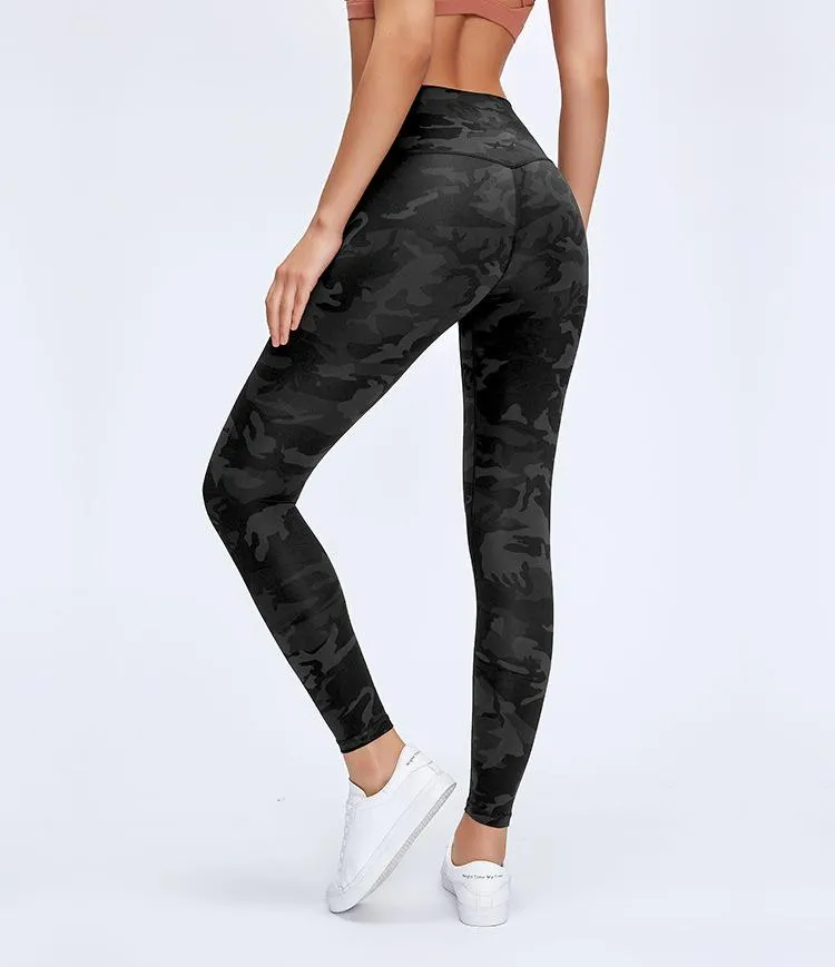 Easy Stretch 7/8 *Print Leggings in Camo Black