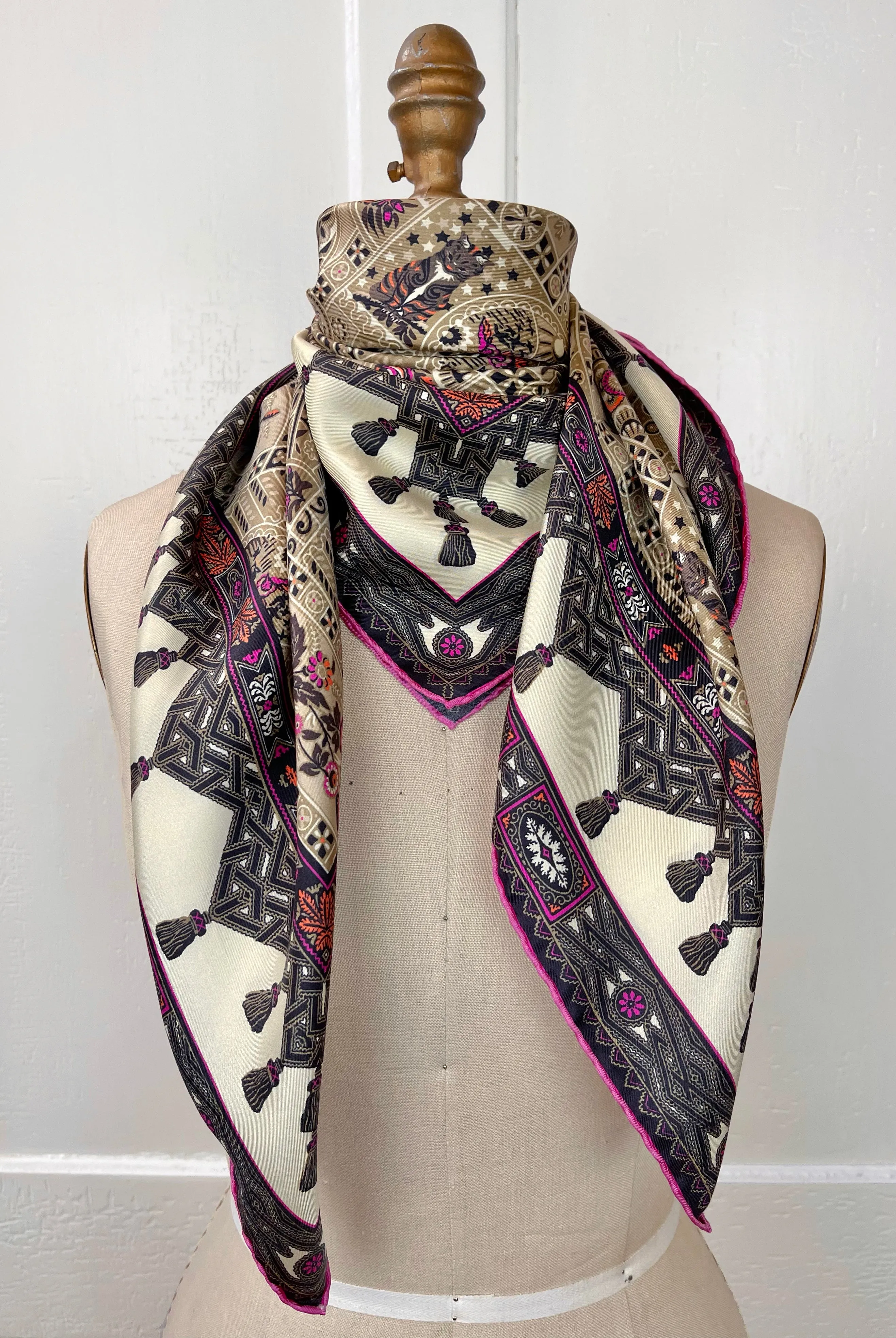 Elwyn New York Midnight Garden Scarf