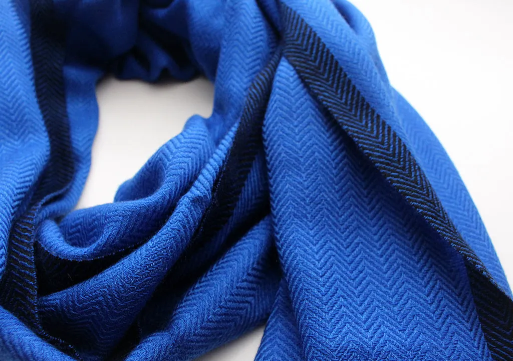 Luxurious Blue 100 % Exclusive Cashmere Shawl with Border Herringbone Pattern