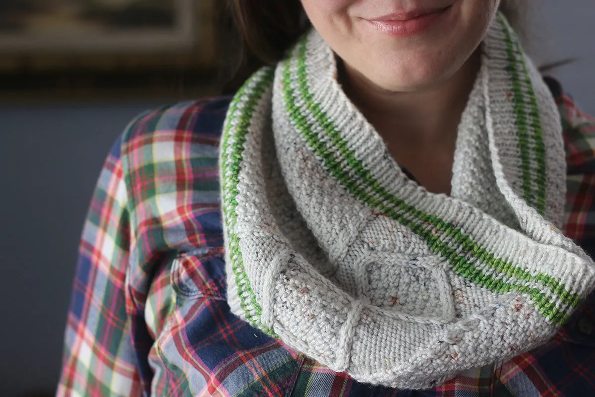 Madelinetosh Tosh Patterns - Folklore Cowl - PDF Download