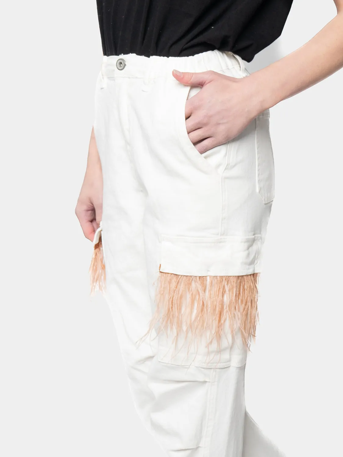 MADRID-White Cargo Pants White Feathers Marabou Beige