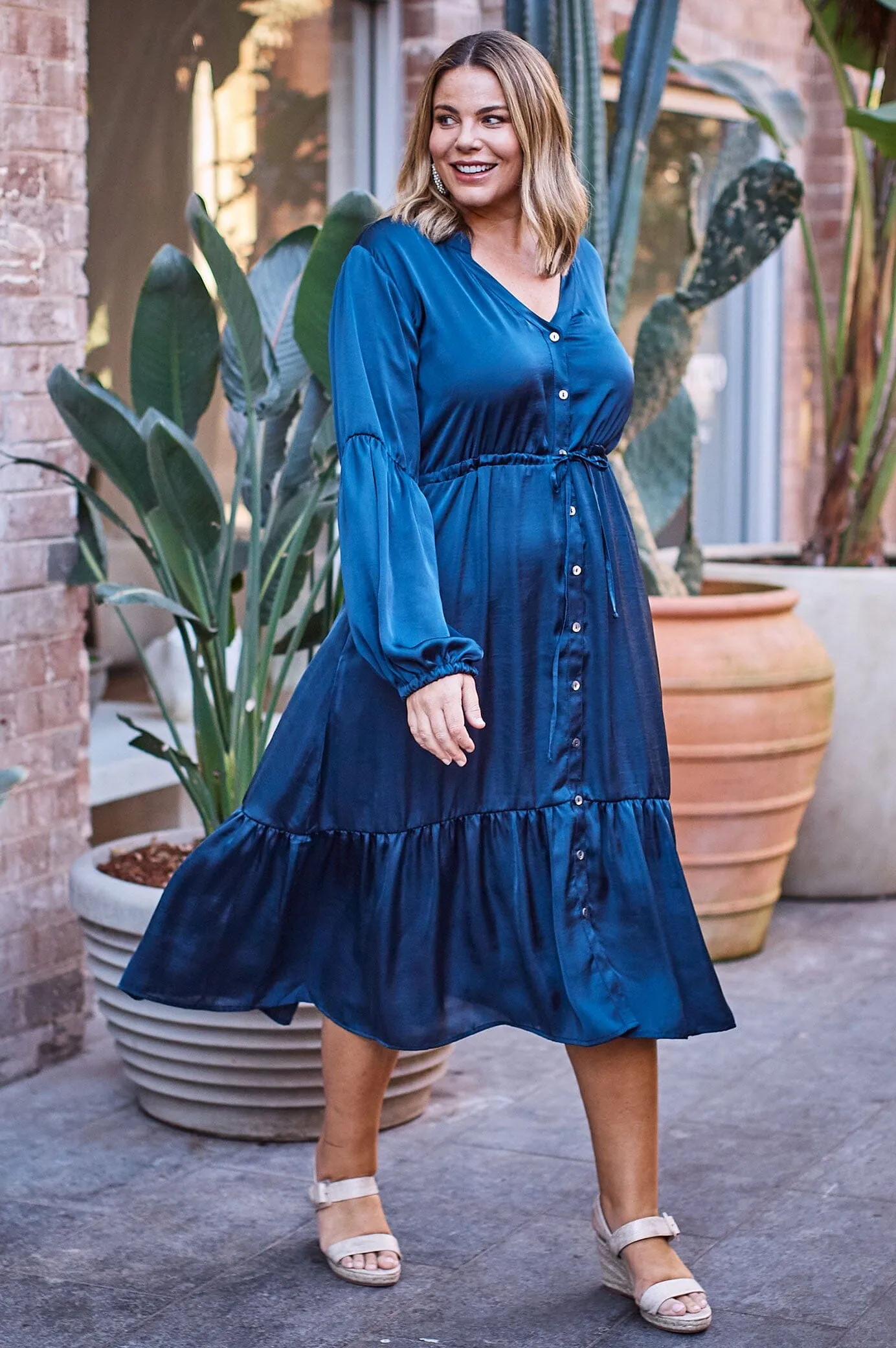 Mikayla Long Sleeve Tiered Dress Navy