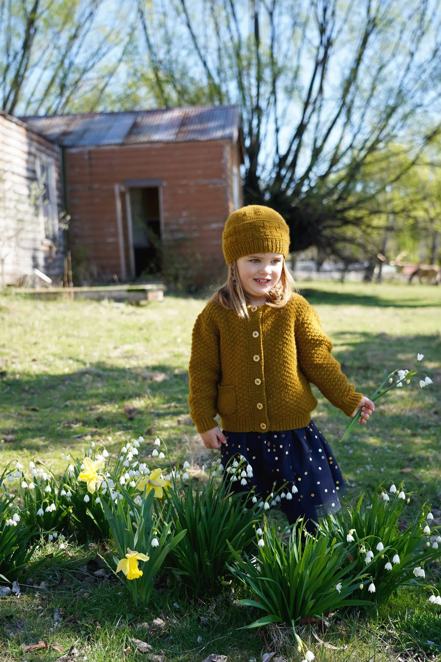 Rowan Cardi and Hat