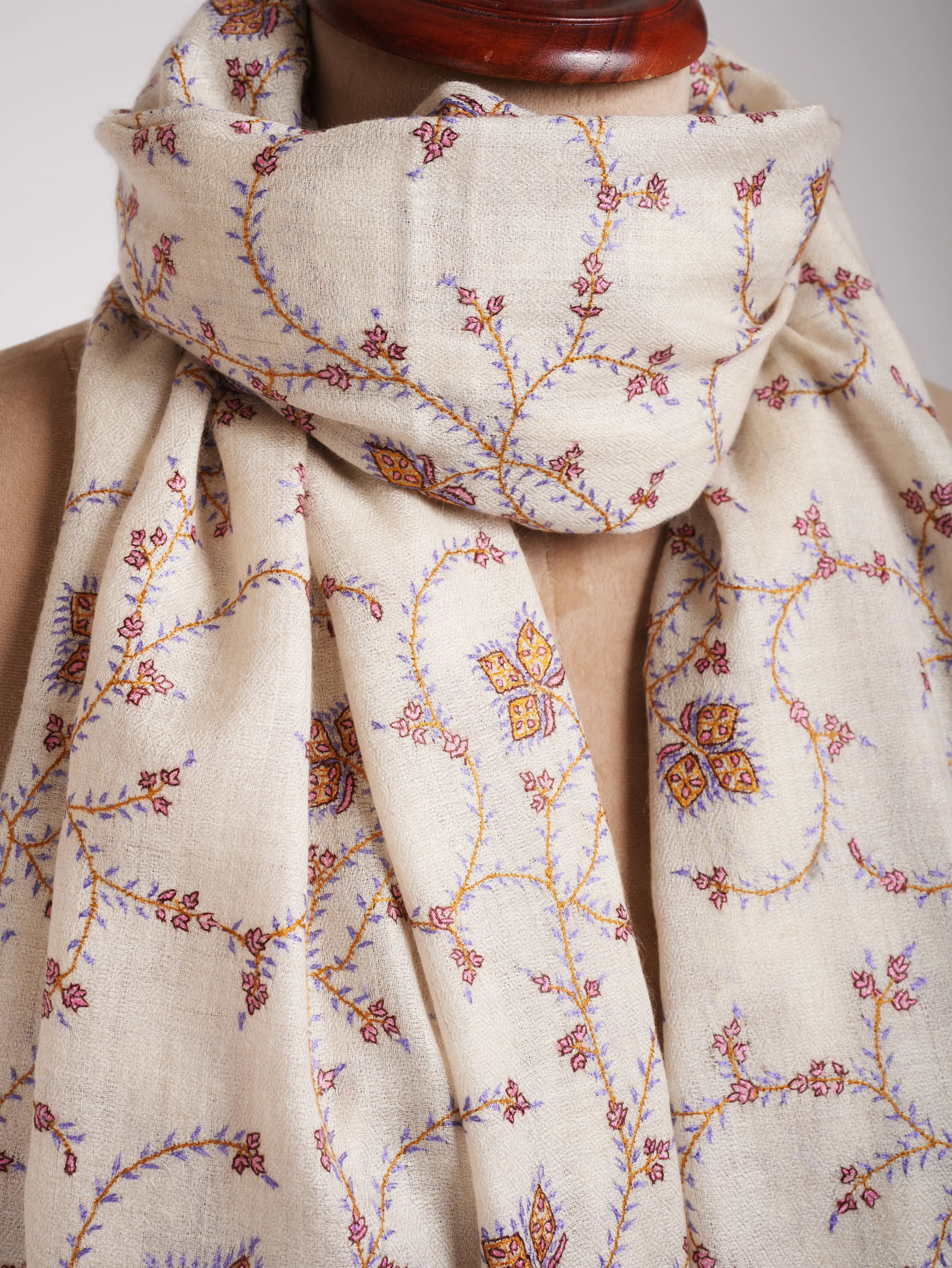 White Collection Sozni Embroidered Indian Pashmina Shawl